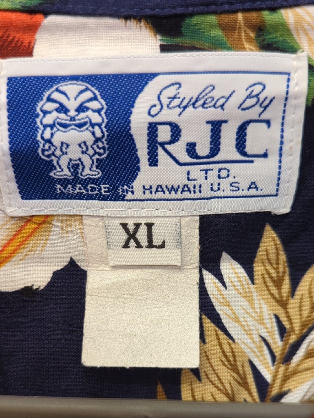Men's RJC Hawaii Theme Shirt - Picture 3 of 4